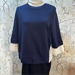 Lili’s Closet Women’s Top Sz L Eyelet Bell‎ Long Sleeves Cotton Crew Blue/White